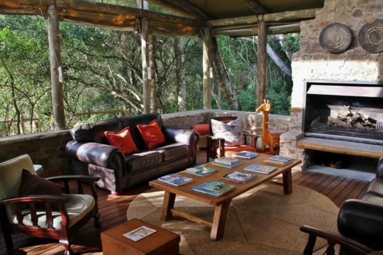Lounge area and fireplace